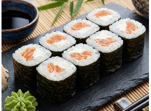 Макі вершковий лосось (110 г.)